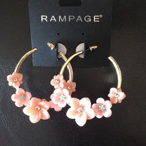 Rampage 3D Peach Floral Gold Hoops